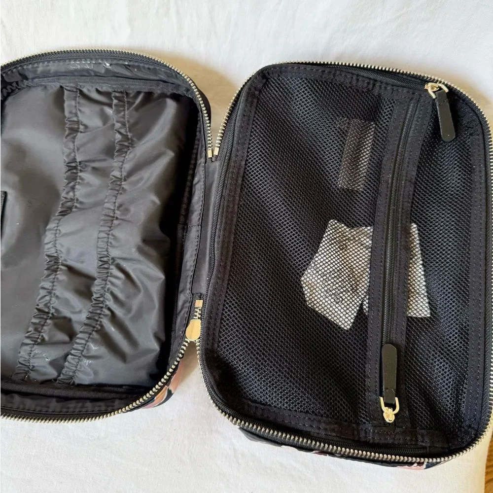 NWT Kate Spade Cosmetics Travel case hanging floral bag